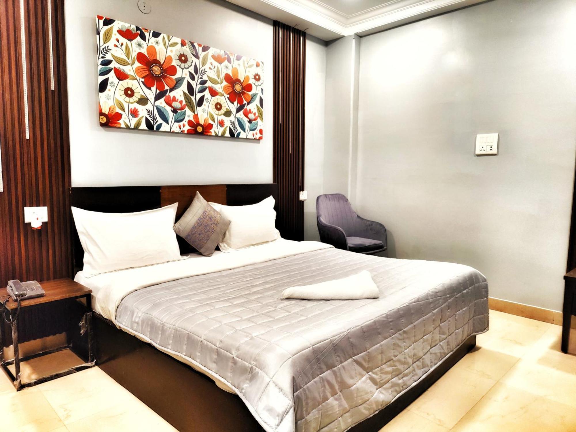 Airport Hotel The Terminal New Delhi Exterior foto